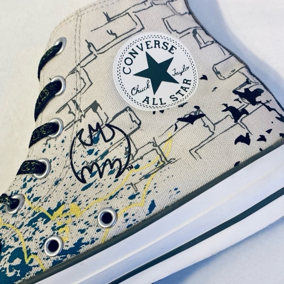 Converse Chuck Taylor x DC COMICS BATMAN High Top Sneakers - Picture 4 of 13